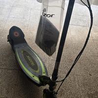 monopattino Razor Power Core E90