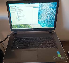Computer portatile 17" HP, i5, 8Gb, 512Gb SSD