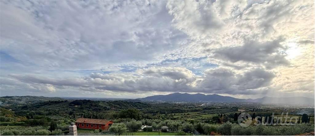 Rustico / Casale di 160 m² con più di 5 locali e p - Vista 2
