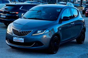 Lancia Ypsilon 1.0 FireFly 5 porte S&S Hybrid Gold