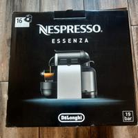 Nespresso Essenza Delonghi