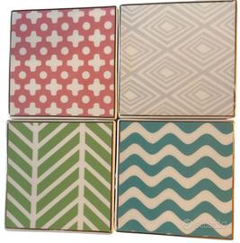 Set di 4 piastrelle in ceramica