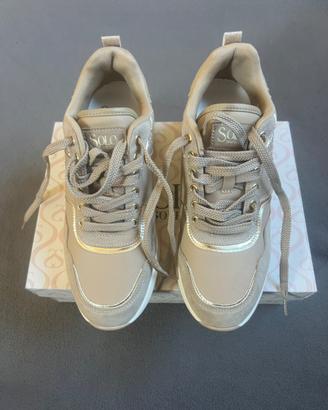 Solo Sofrani Women’s Chunky Platform Sneakers