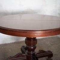 Tavolo Vittoriano antico rotondo allungabile