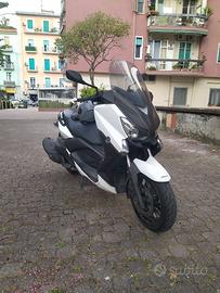 Xmax 400