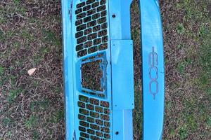 Paraurti anteriore fiat 600 2025