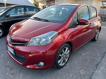 Toyota Yaris 1.3 5 porte Lounge