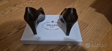 Stivali Cavallini e scarpe Prada
