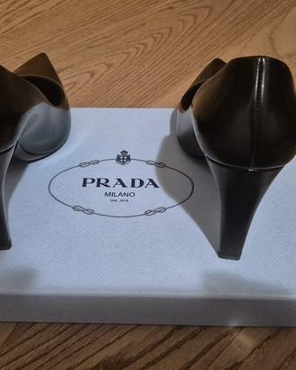 Stivali Cavallini e scarpe Prada