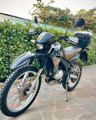 Yamaha XT125