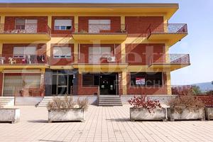 Negozio Rende [Cod. rif 3256401ACG]