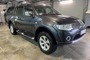 Mitsubishi L200 2.5 DI-D/178CV Double Cab Inv...