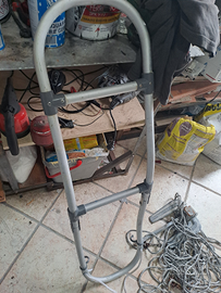 Scaletta di risalita e ancora