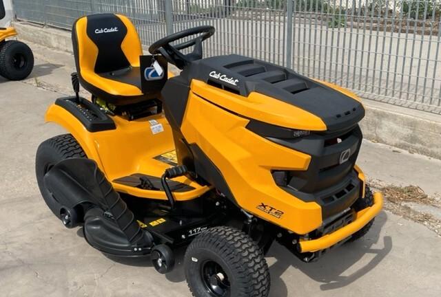 Trattorino tagliaerba Cub Cadet QS 117 Nuovo