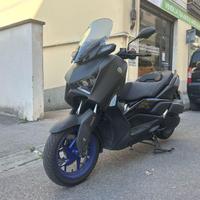 YAMAHA X-MAX 300 Icon Black