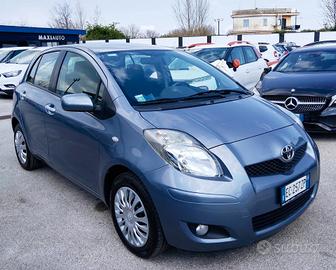 Toyota Yaris 1.2 4 CILINDRI!