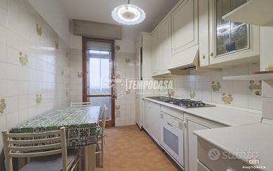 QUADRILOCALE CON ASCENSORE 2 CAMERE E 2 BAGNI PANO