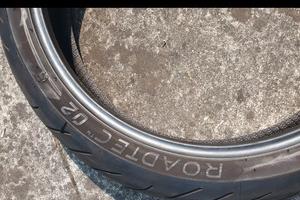 Metzeler roadtec 02