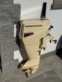 Motore marino Chrysler 6.6