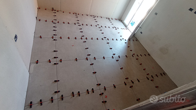 YONUESSE piastrellista