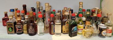 COLLEZIONE 70 BOTTIGLIE MIGNON LIQUORE ANNI  70-80