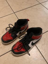 Nike air jordan 1 retro high satin snake chicago