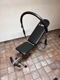 Panca addominali con manubrio