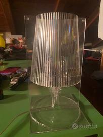 Lampada da tavolo Kartell