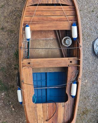 barca in legno