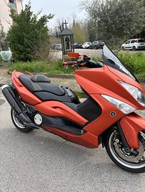Yamaha t Max