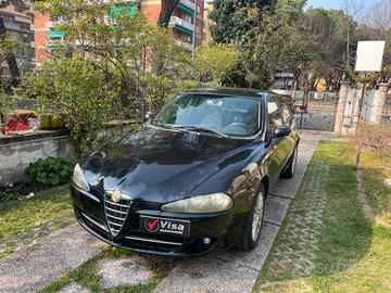 Alfa Romeo 147 1.6 Exclusive