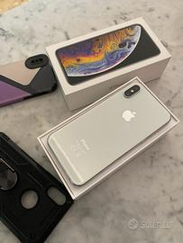 Apple iPhone XS 512 GB bianco perla con accessori