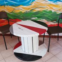 Tavolino realizzato con bobina legno - Rosso Nero