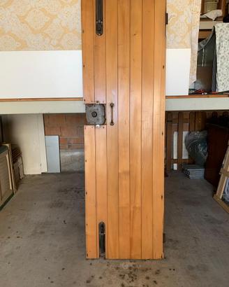 Portone per garage a 4 ante