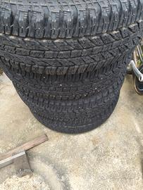 gomme fuoristrada come nuove