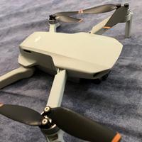 Drone DJI mini 2 + Fly more kit