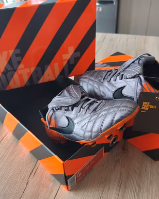 NIKE TIEMPO n 44 da collezione mondiale 2010