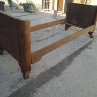 Tre Letti in legno della prima metà  del 900