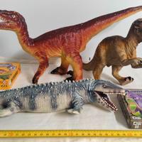 Combo DINOSAURI: 2 giochi carte + 3 figure