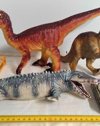 Combo DINOSAURI: 2 giochi carte + 3 figure