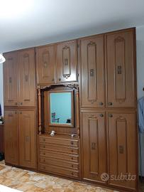 armadio più comodini