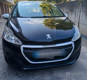 Peugeot 208 1.2 Puretech Like