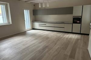 VIA MARCO VOLPE TRICAMERE CON GIARDINO PRIVATO