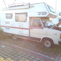 Camper Ford modello Freccia Big