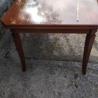 Tavolo in legno allungabile