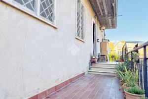 6 LOCALI A ANGUILLARA SABAZIA