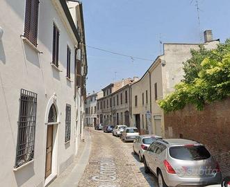Appartamento di 120 m² con 3 locali e box auto a M