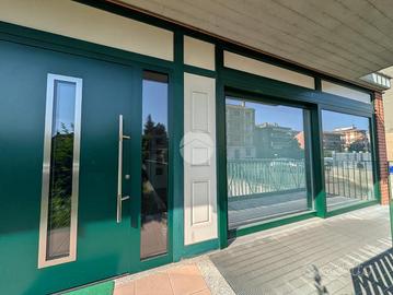 NEGOZIO A MONCALIERI