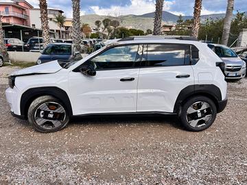 Fiat Grande Panda 1.2 Hybrid 110 CV S&S La Prima