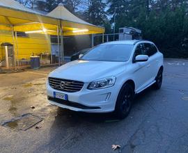 Vendo Volvo XC60 2.0 D4 business 190cv